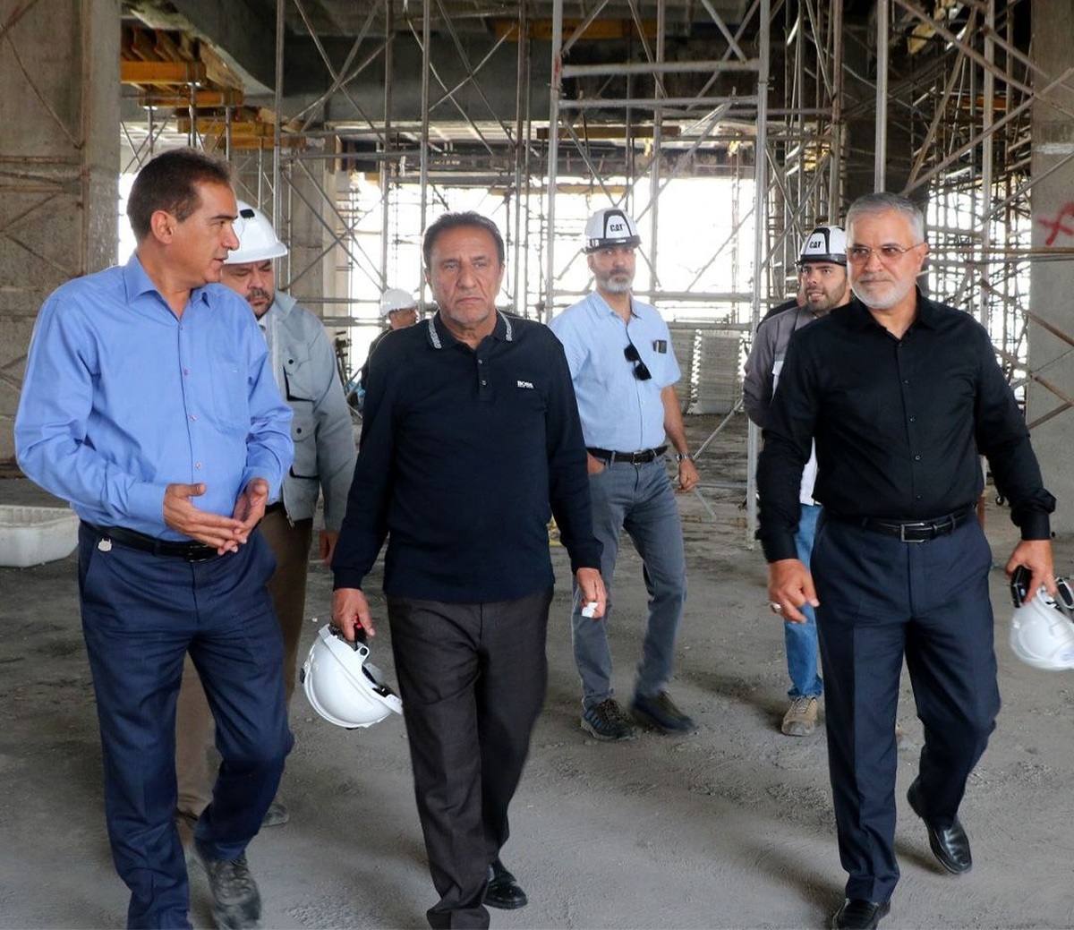 بازدید قائم مقام گروه مالی گردشگری از پروژه نگین افق نیایش