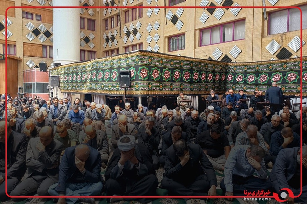 مراسم بزرگداشت فرماندهان و دانشمندان شهید و گرامیداشت شهدای ورزشکار