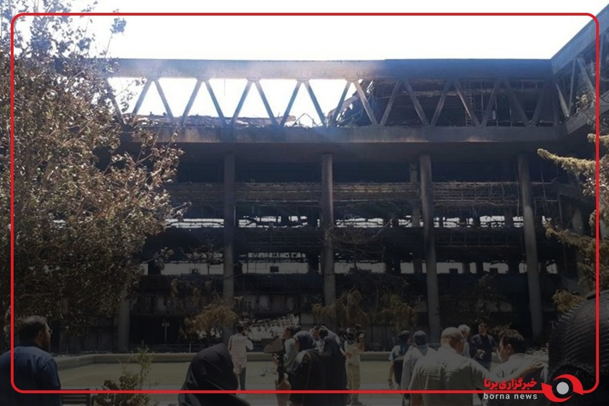 اجرای سمفونی شماره ۹ بتهوون که به سمفونی آزادی و نماد امید و مقاومت شناخته می‌شود در خرابه‌های ساختمان شیشه‌ای صداوسیما