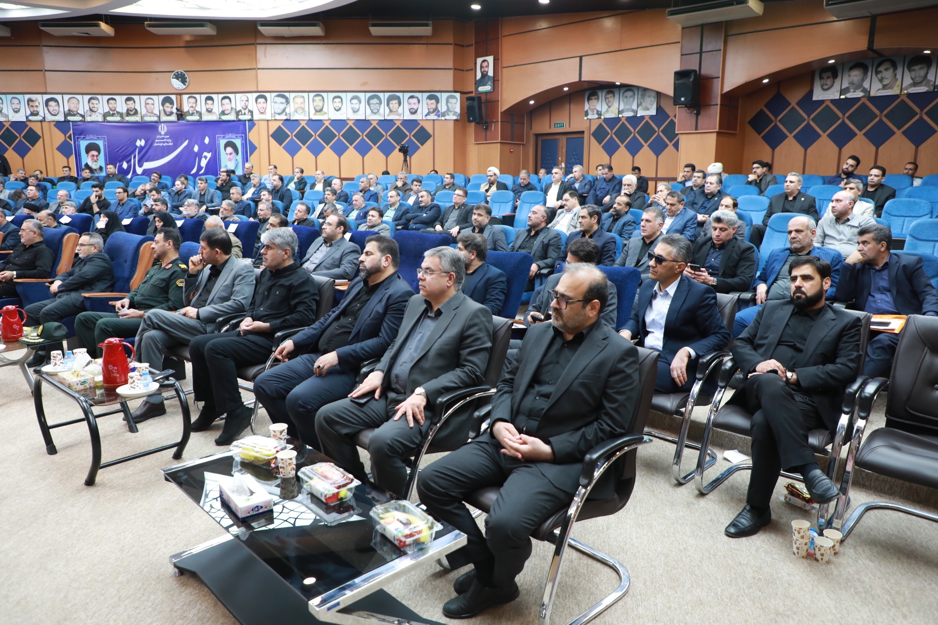 استاندار خوزستان: رایزنی‌های مشترک ایران و عراق برای مهار آلودگی آتش‌سوزی هورالعظیم / باید خود را برای سخت‌ترین سناریوها آماده کنیم