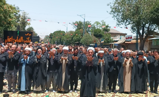 اقامه نماز ظهر عاشورا در خیابان شهدای قزوین