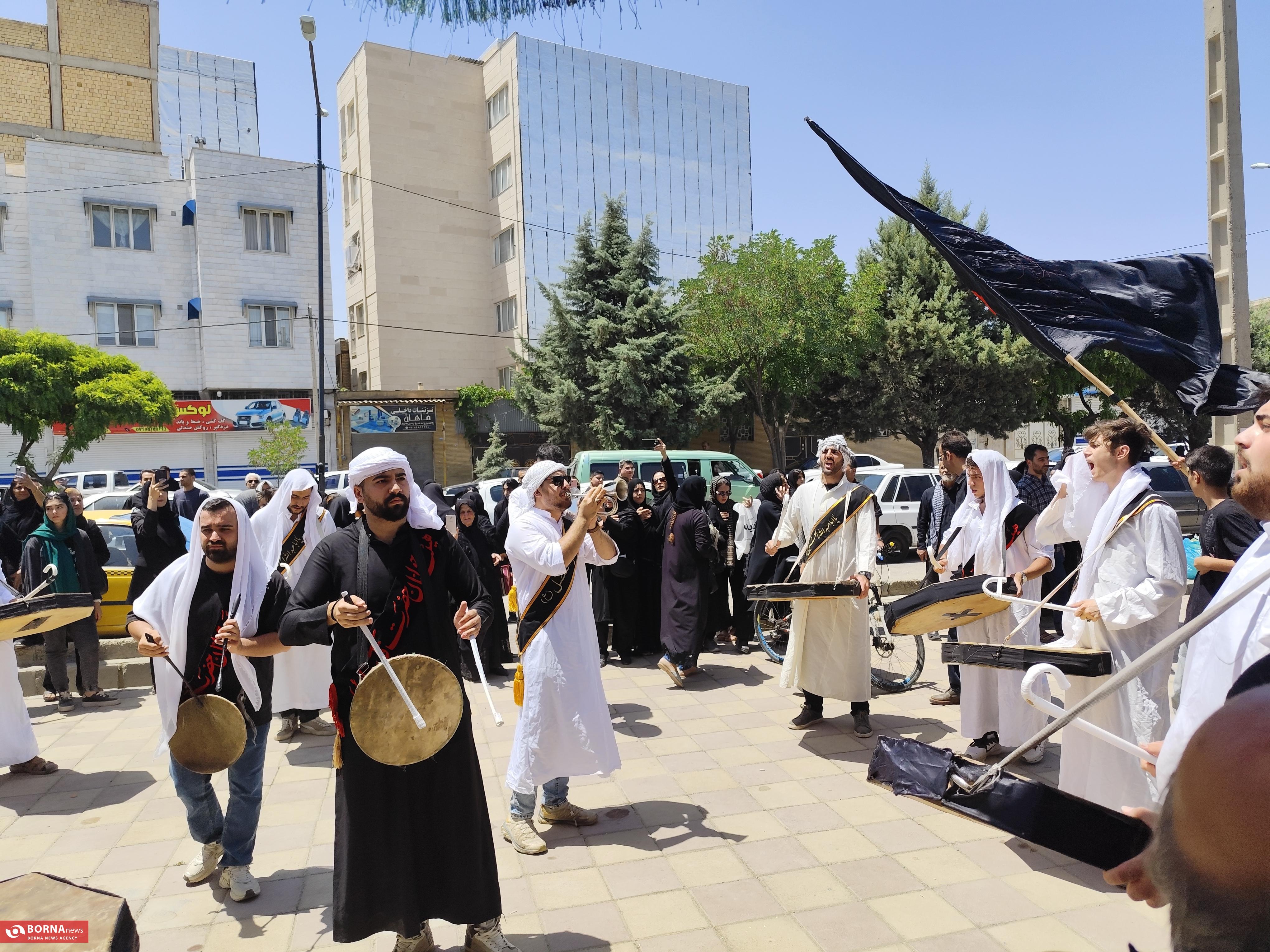 حضور پرشور مردم کرمانشاه در مراسم عاشورا؛ تجلی عشق بی‌پایان به سیدالشهدا (ع)