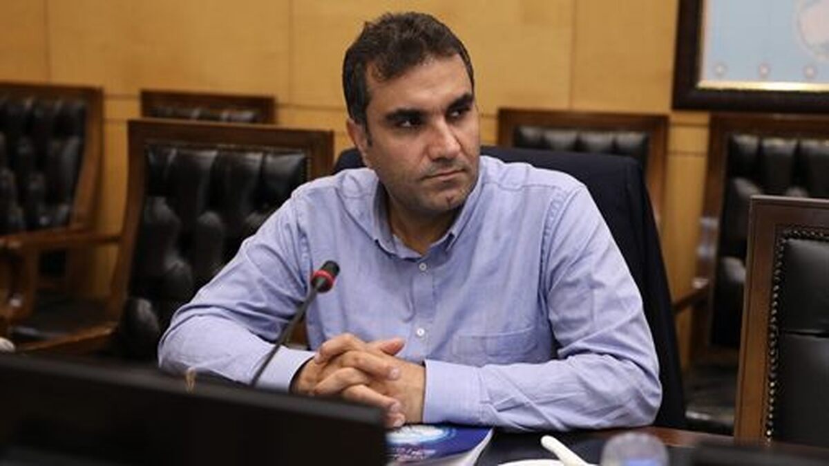 نماینده مجلس: دولت چهاردهم در کنار میدان در حوزه دیپلماسی فعالانه عمل کرد