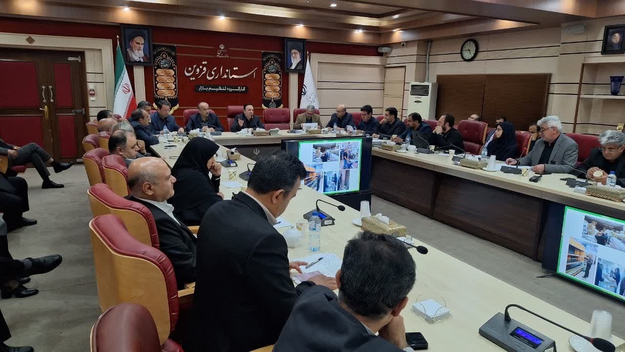 انتقال بازار پرنده فروشی به خارج از مرکز شهر قزوین ضرورت دارد