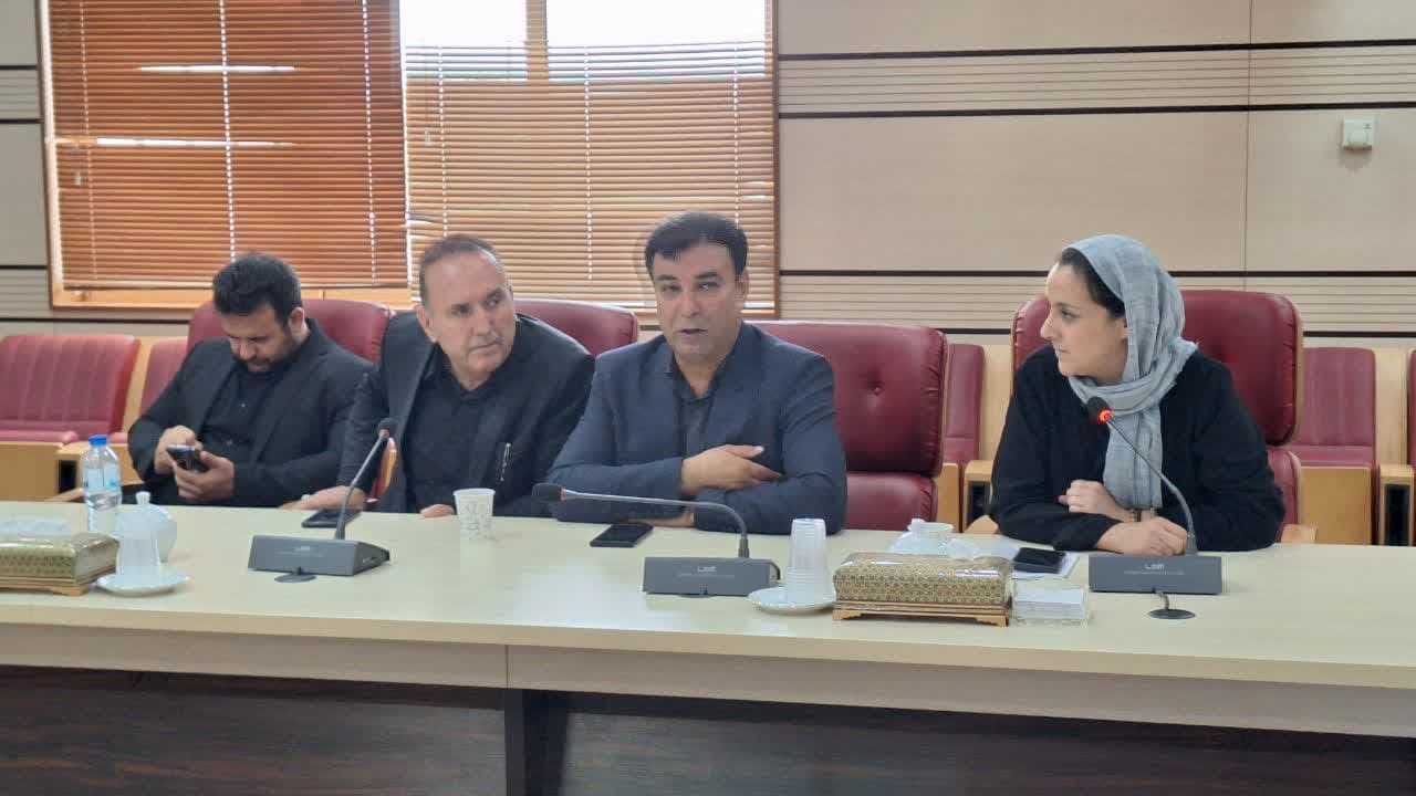 سوخت مورد نیاز دامداری و مرغداری های استان قزوین تامین شود