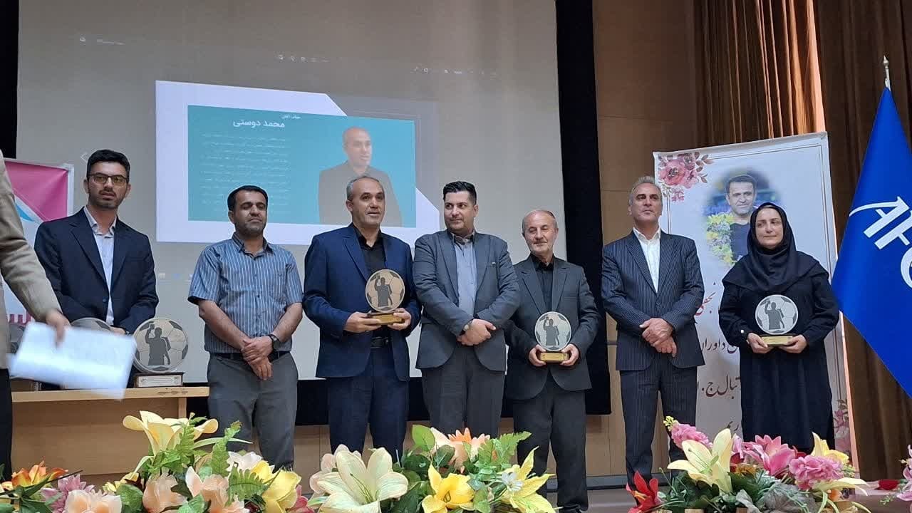 لباس داوران فوتبال استان قزوین رونمایی شد لباس داوران فوتبال استان قزوین رونمایی شد