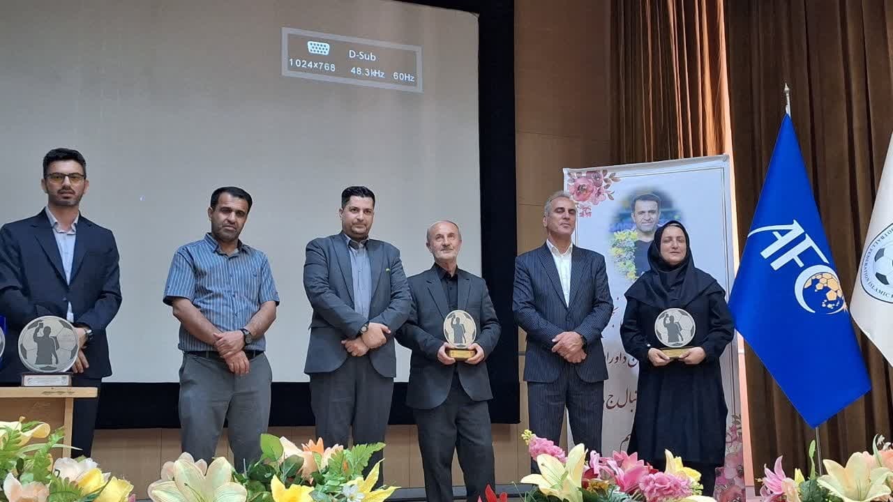 آموزش های تئوری وعملی داوران فوتبال را در استان قزوین جدی بگیرید