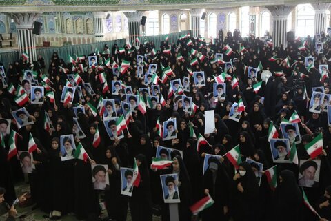 اجتماع بزرگ زینبیون نمایش اقتدار و بصیرت زنان قزوینی است