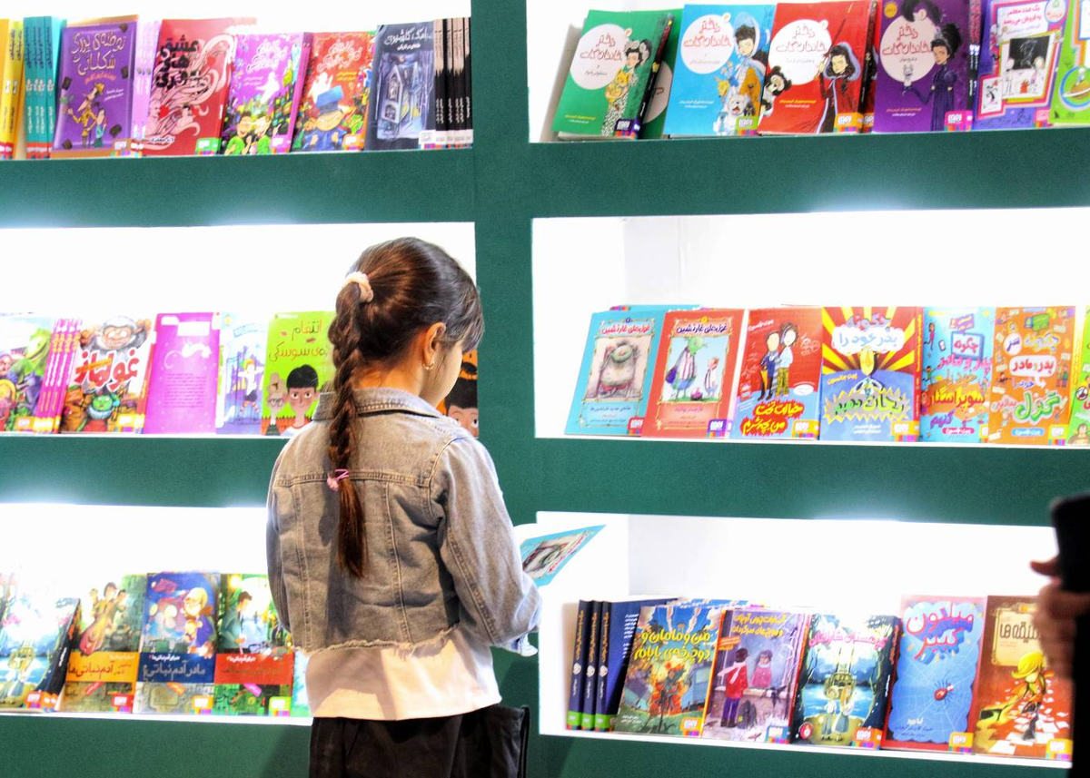 اهمیت ادبیات کودکان و نواجوانان در روایت جنگ و صلح/ فرزندان ما باید از واقعیت‌های جنگ آگاه شوند