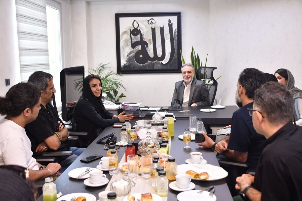 نمایش «سیمرغ‌نامه» حاصل ایمان جمعی است 