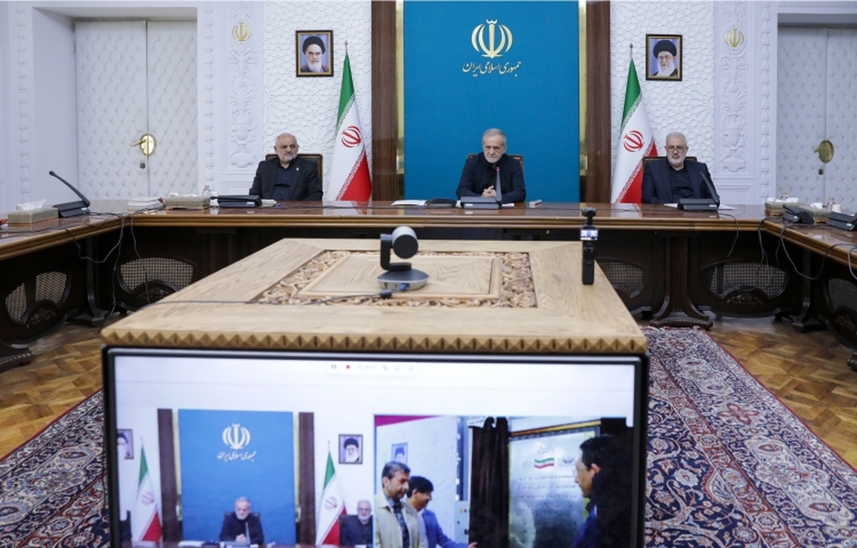 افتتاح فاز نخست نیروگاه خورشیدی «آفتاب شرق» فولاد مبارکه اصفهان