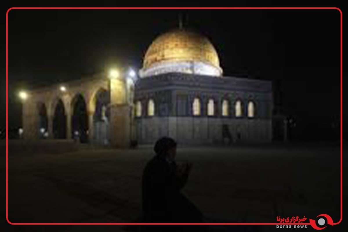 لحظه عبور موشک ایرانی بر فراز آسمان قدس اشغالی