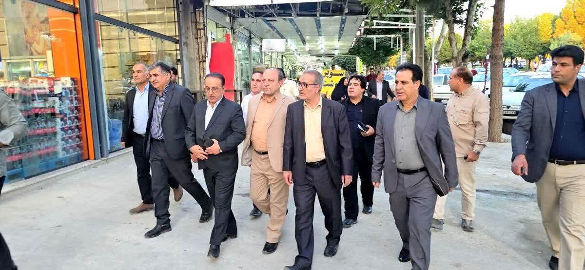 بازدید سرزده استاندار از بازار یاسوج؛/کمبودی در توزیع کالاهای اساسی وجود ندارد