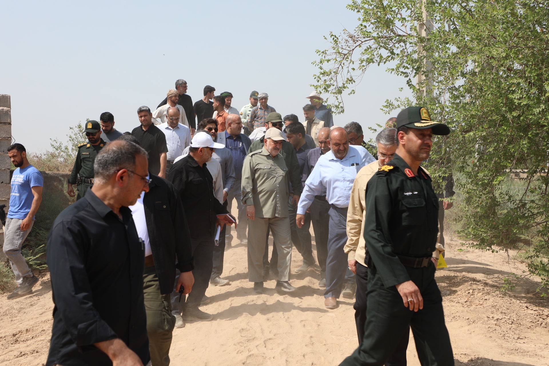 استاندار خوزستان هشدار داد: ضرورت مدیریت کشت در بالا دست برای پیشگیری از بحران آب شور در آبادان و خرمشهر / مشوق‌های لازم به کشاورزانی که الگوی کشت را رعایت کرده اند پرداخت خواهد شد