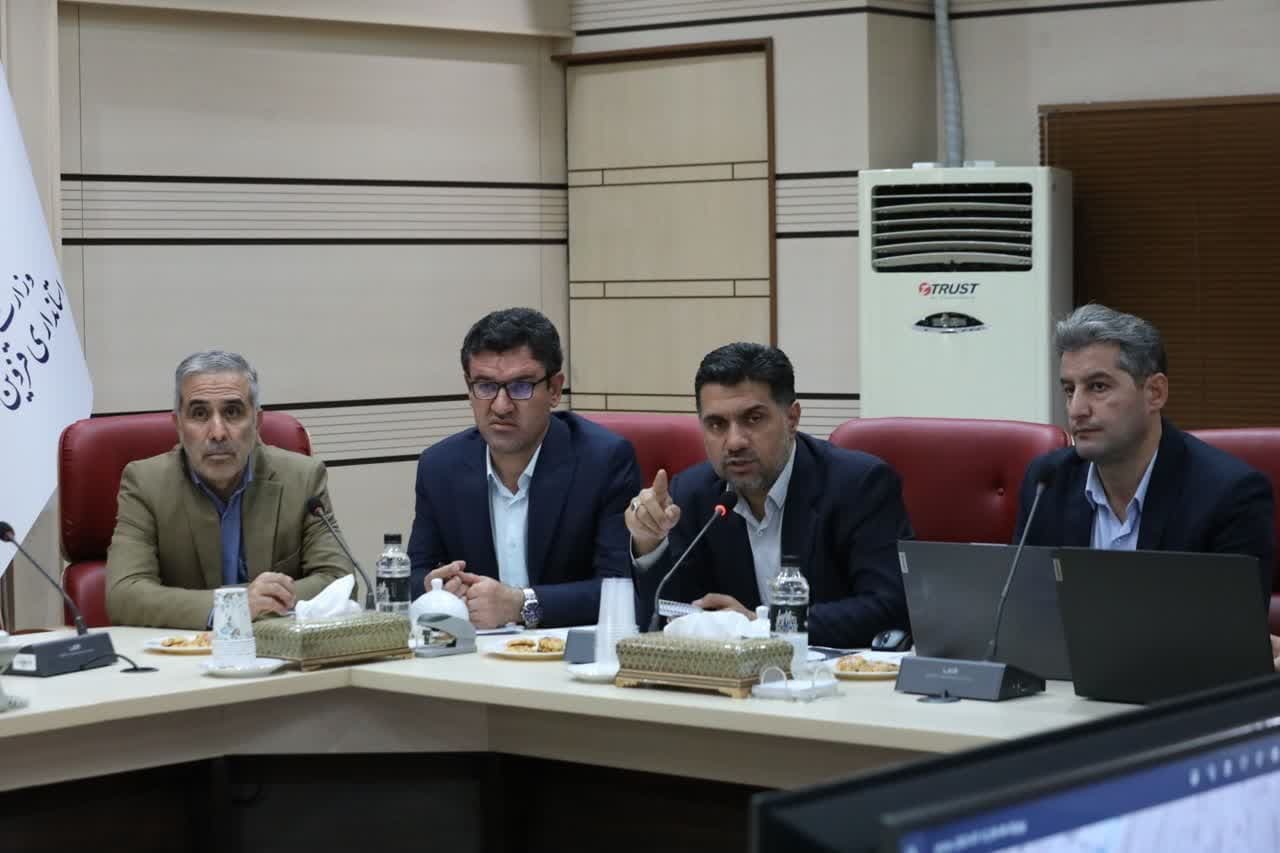 نوذری: تامین زیرساختهای منطقه ویژه اقتصادی تاکستان تسریع شود