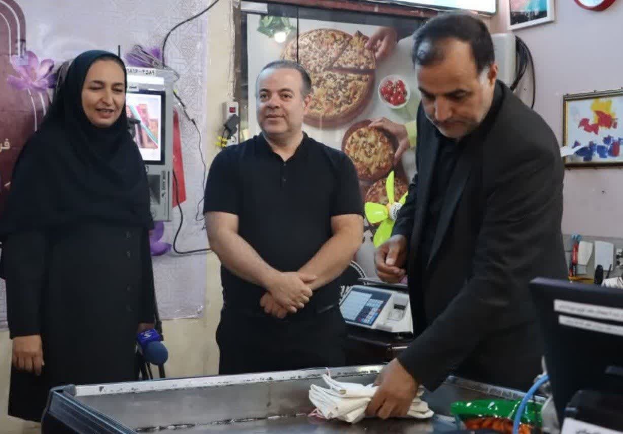 توزیع کیسه های پارچهای به جای پلاستیک در محمدیه توزیع کیسه های پارچهای به جای پلاستیک در محمدیه