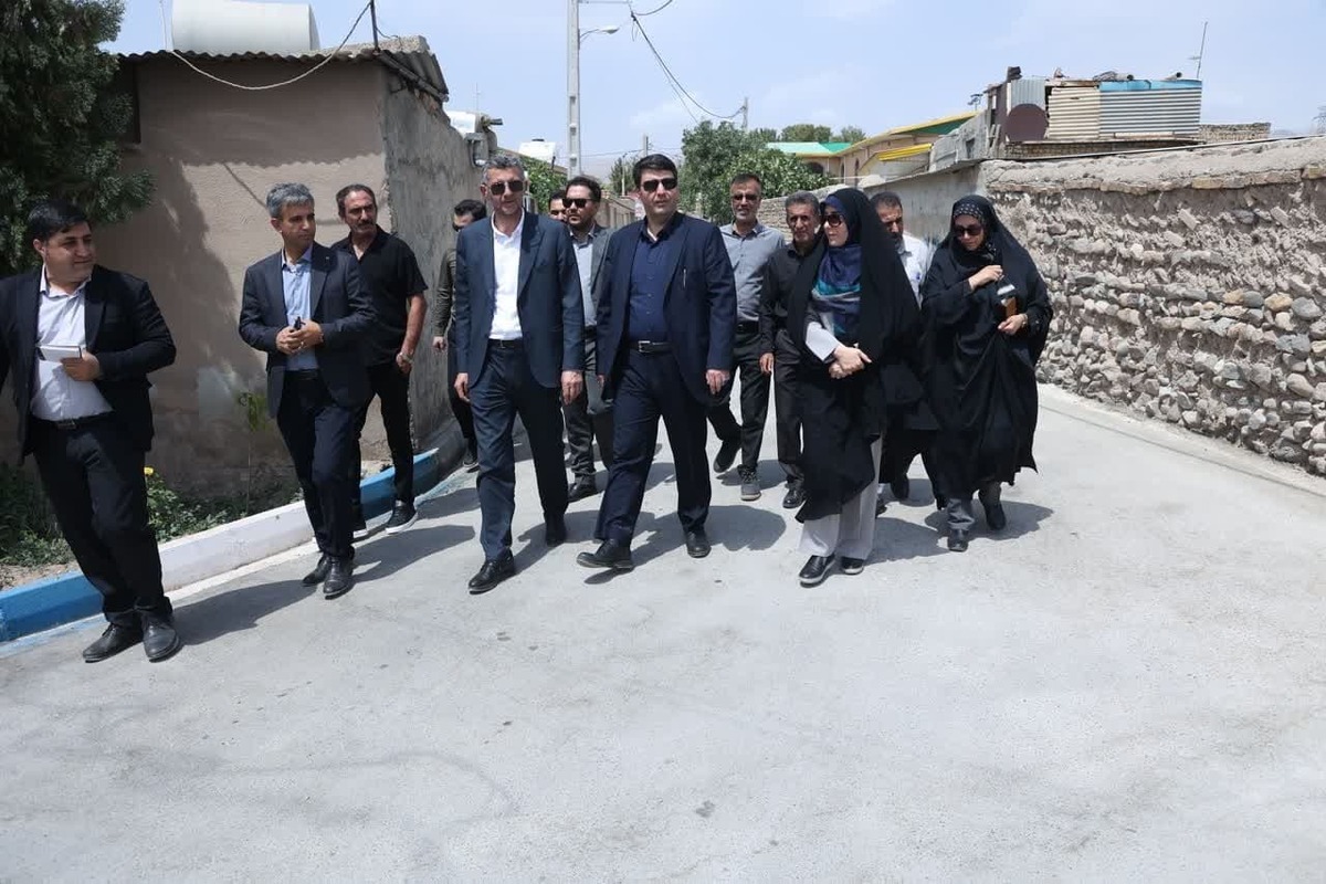 بازدید معاون عمرانی از پروژه های روستایی آبیک
