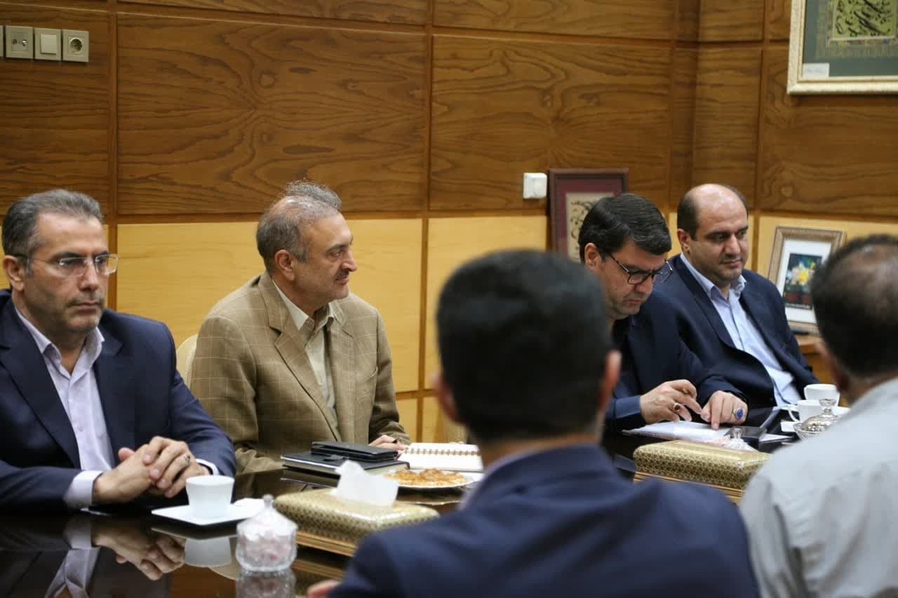 دیدار نمایندگان شرکت های تابعه بنیاد مستضعفان با استاندار قزوین