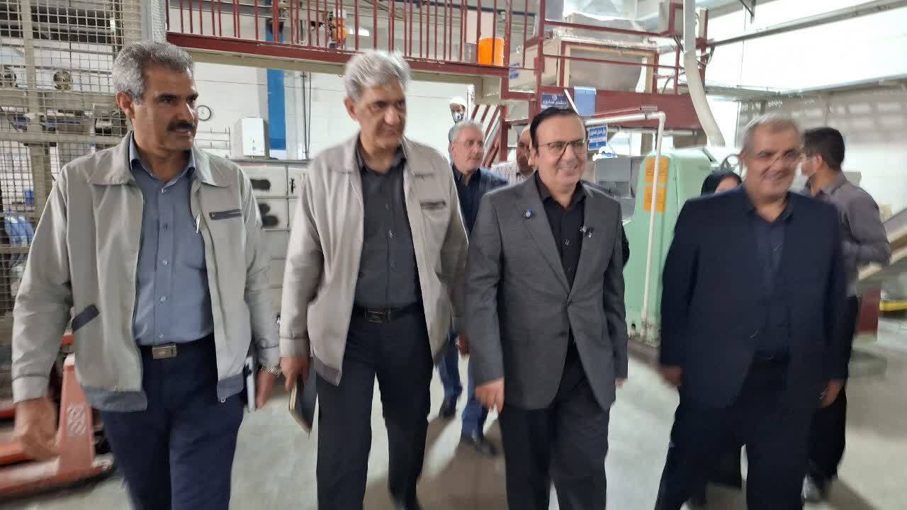 استاندار قزوین از شرکت تولیدی فیروز بازدید کرد استاندار قزوین از شرکت تولیدی فیروز بازدید کرد