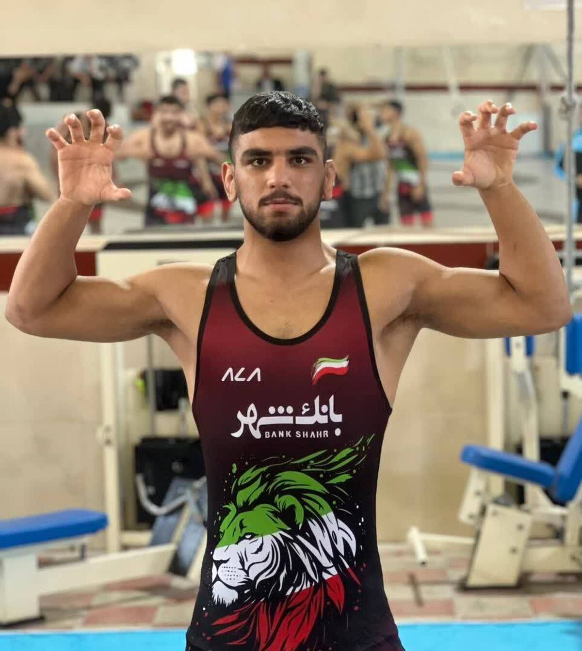 کسب طلای  آزادکار لرستانی در مسابقات کشتی قهرمانی جوانان آسیا