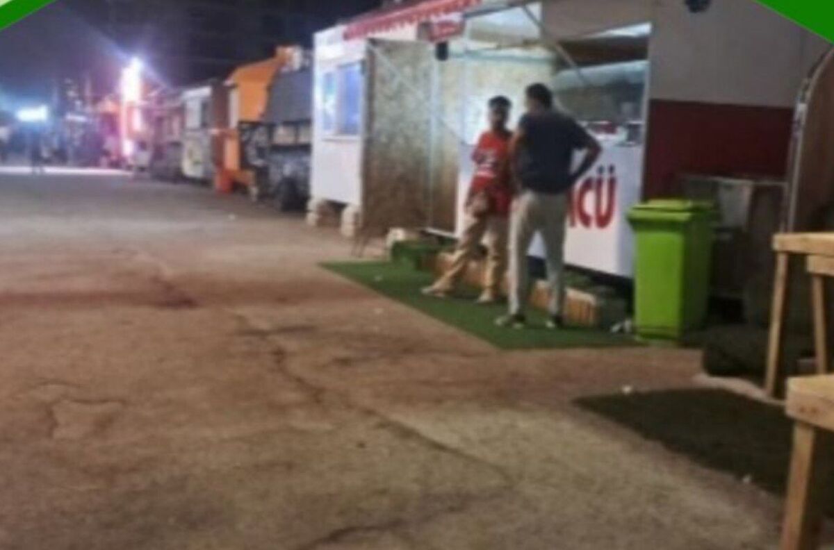 تعطیلی گذر خوراک در راستای مطالبات مردمی