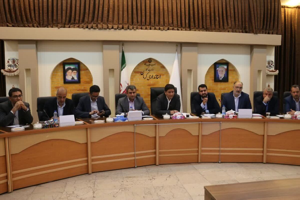 نرخ بیکاری استان کرمان در بهار، از ۱۰.۷ به ۷.۷ درصد رسید