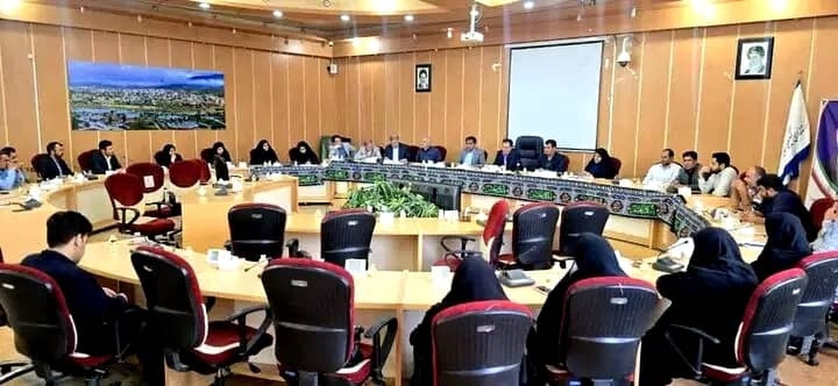 اید فرآیندی موثر و تحقق پذیر برای رفع مشکلات پرسنل ارائه دهیم