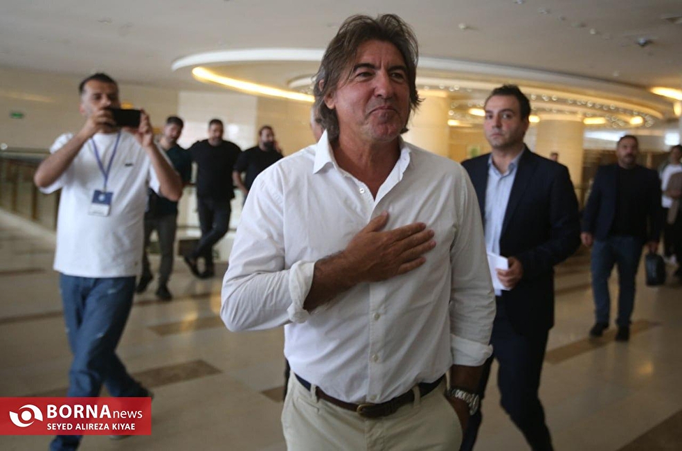 مراسم معارفه ساپینتو سرمربی جدید تیم فوتبال استقلال