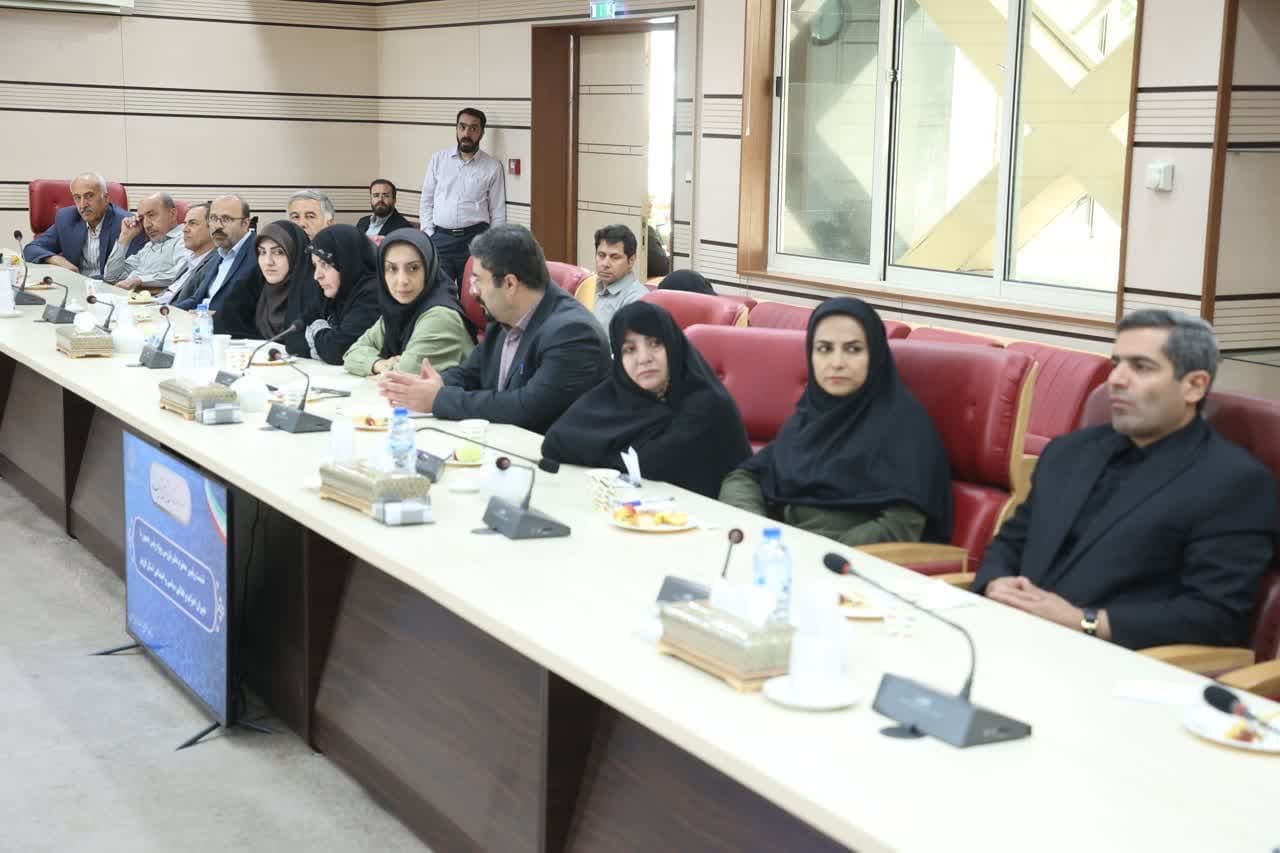 نمایندگان احزاب سیاسی اصلاح طلب و اصولگرا از استاندار قزوین تمجید کردند