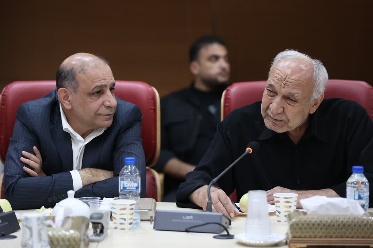 دبیران احزاب سیاسی استان قزوین از اهمیت وحدت و گفتگو با یکدیگر سخن گفتند دبیران احزاب سیاسی استان قزوین از اهمیت وحدت و گفتگو با یکدیگر سخن گفتند