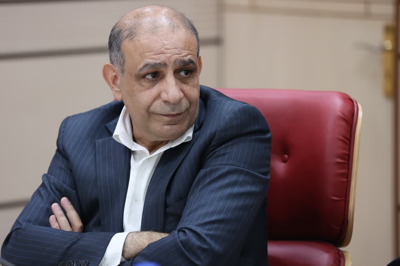 نمایندگان احزاب سیاسی اصلاح طلب و اصولگرا از استاندار قزوین تمجید کردند