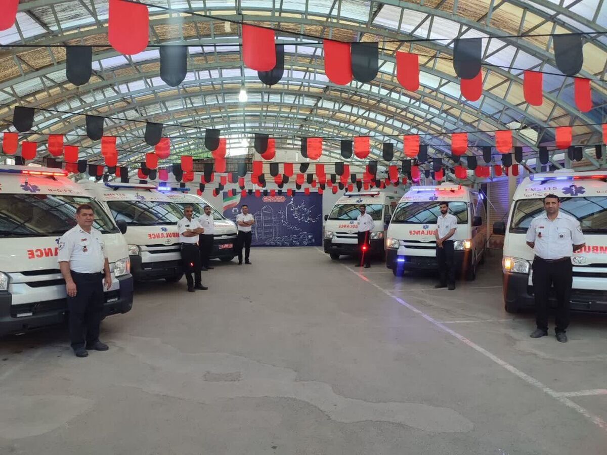 6 دستگاه آمبولانس جدید وارد ناوگان اورژانس قم شد