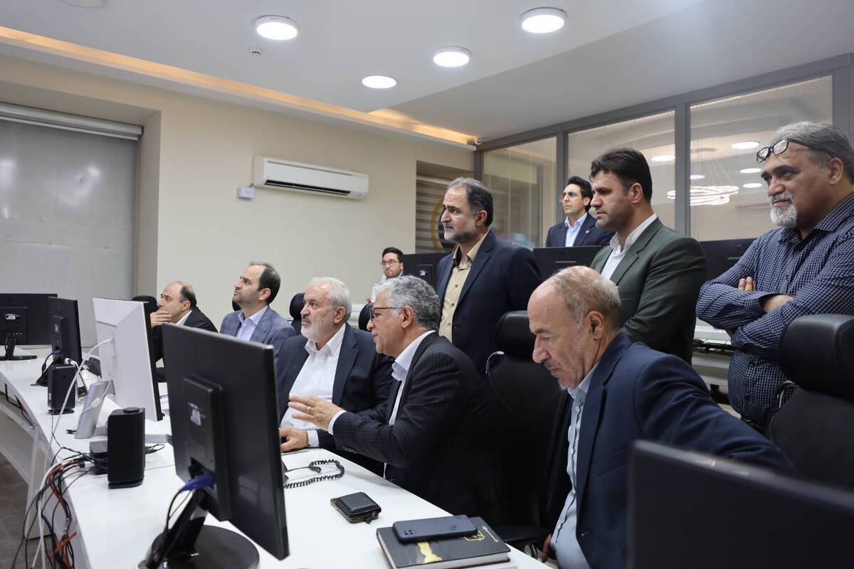 وزیر نیرو از مرکز پایش وضعیت ناوگان نیروگاهی بازدید کرد