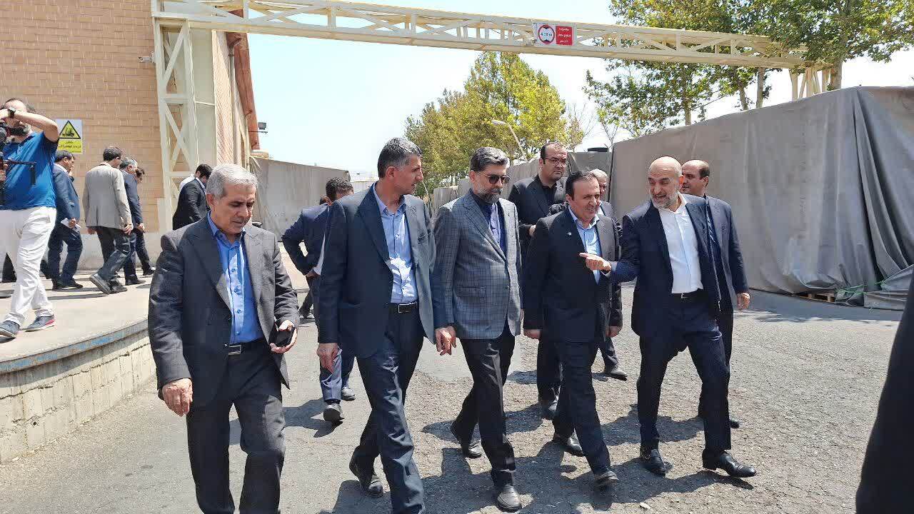 استاندار قزوین از شرکت چاپ و بسته بندی آسان بازدید کرد استاندار قزوین از شرکت چاپ و بسته بندی آسان بازدید کرد