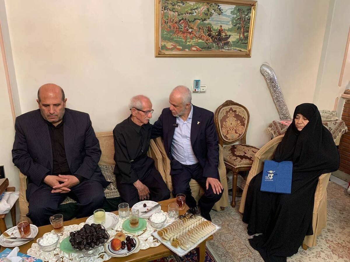 پیگیری مصوبه ارائه حقوق خانواده شهدای جنگ ۱۲ روزه در هیئت دولت