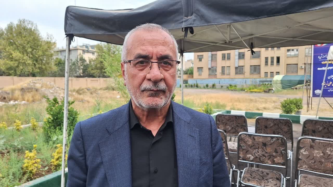 کلنگ مدرسه ۲۴ کلاسه در قزوین به زمین زده شد کلنگ مدرسه ۲۴ کلاسه در قزوین به زمین زده شد