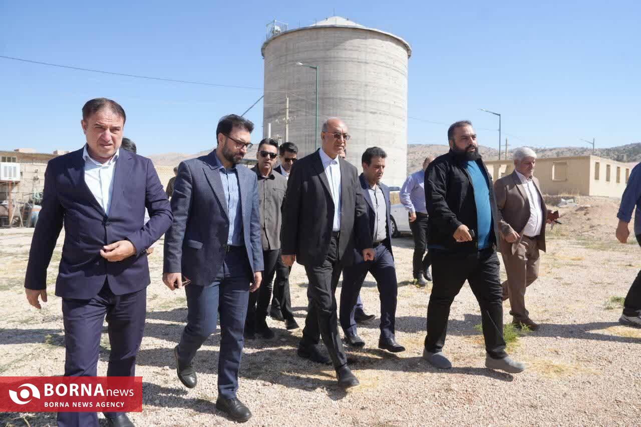 بررسی میدانی پروژه‌های اقتصادی، عمرانی، خدماتی و ورزشی دالاهو توسط استاندار کرمانشاه