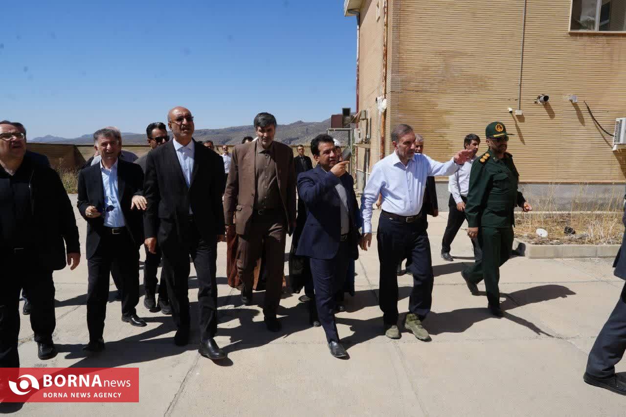 بررسی میدانی پروژه‌های اقتصادی، عمرانی، خدماتی و ورزشی دالاهو توسط استاندار کرمانشاه