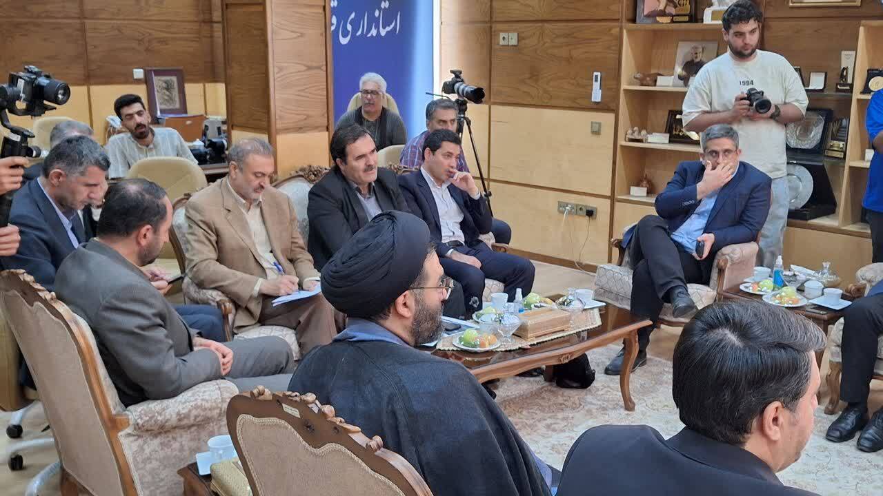 حداقل ۱۰۰ مگاوات انرژی خورشیدی تا پایان سال باید در استان قزوین وارد مدار شود 