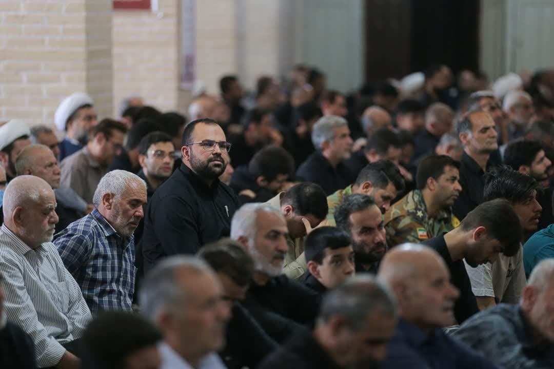 حفظ وحدت و اعتماد به مسئولان موجب اقتدار کشور می شود حفظ وحدت و اعتماد به مسئولان موجب اقتدار کشور می شود