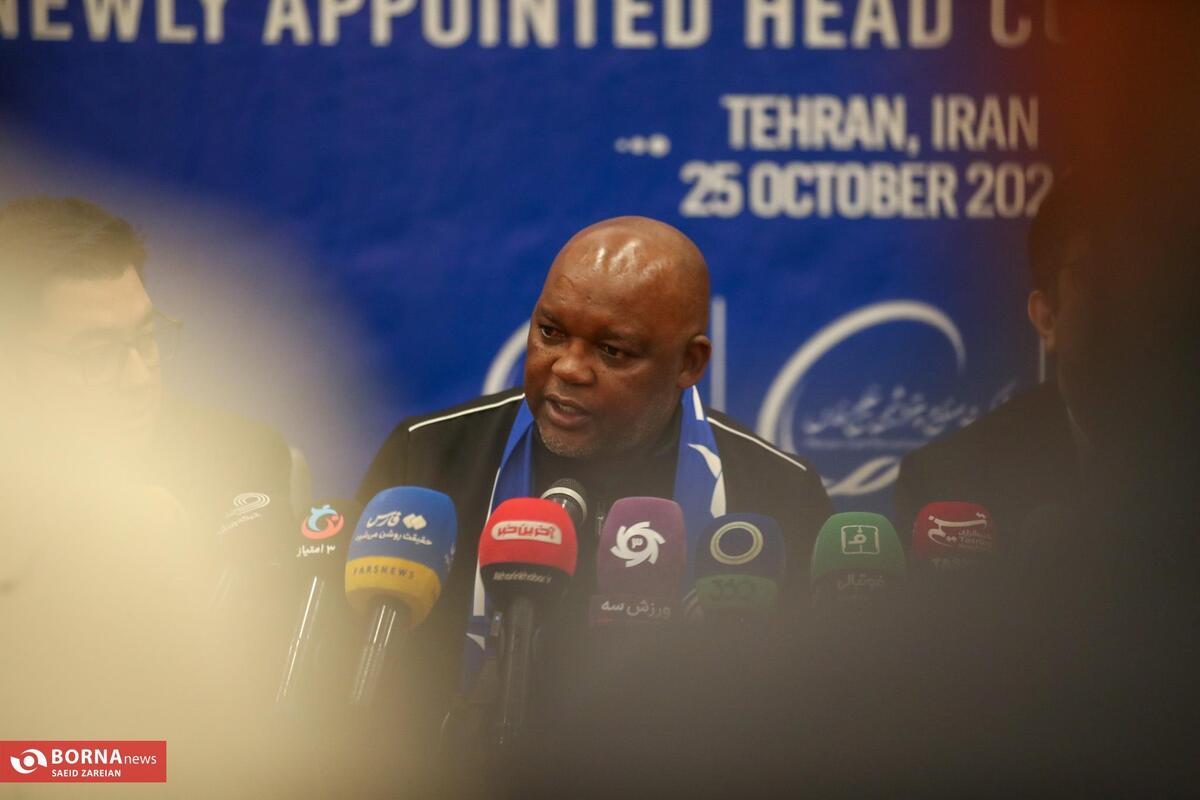 پسر سرمربی استقلال قرمزپوش می‌شود!+ عکس