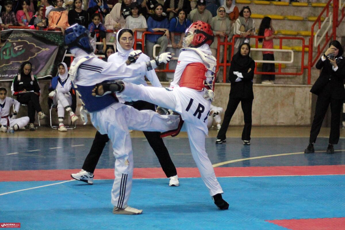 گزارش تصویری| مسابقات تکواندو قهرمانی کشور رده سنی پایه در بخش بانوان