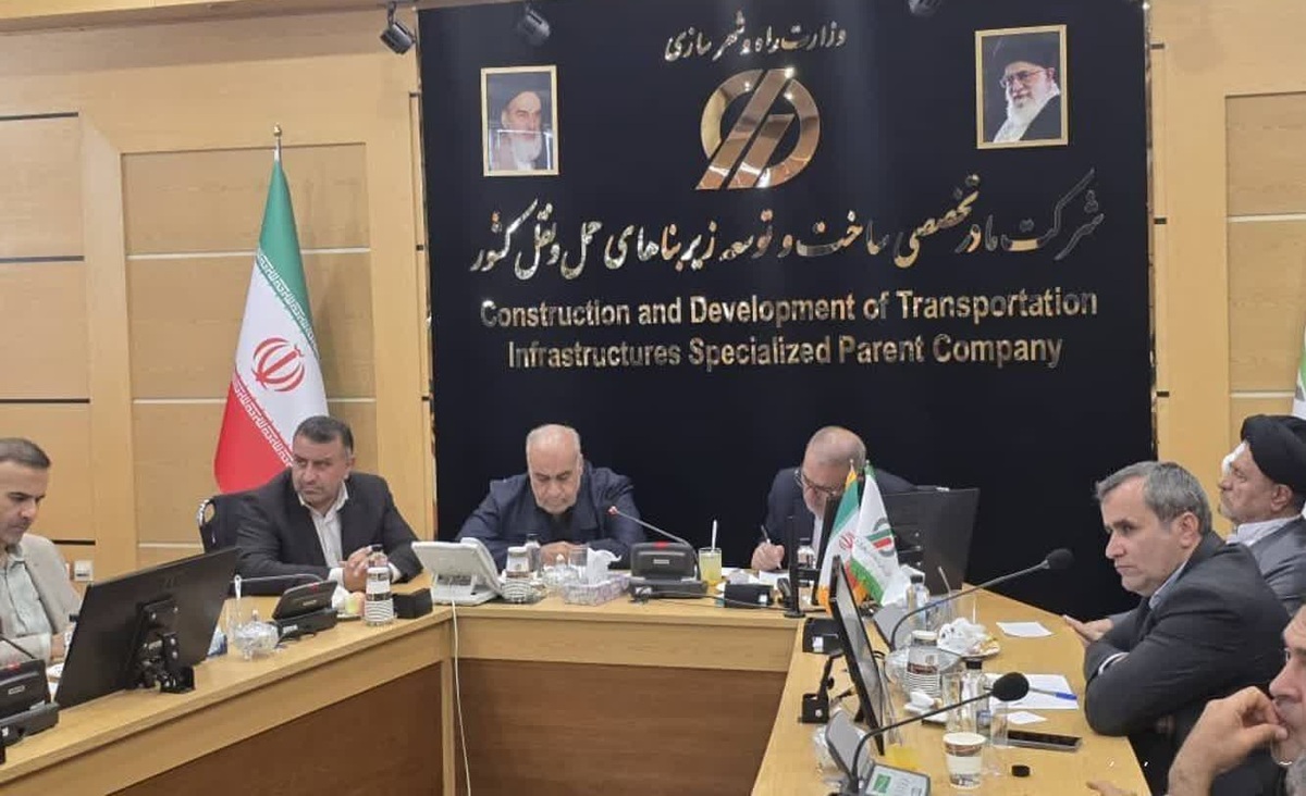 پیگیری رفع مشکلات پروژهای اساسی کهگیلویه و بویراحمد در مرکز کشور 