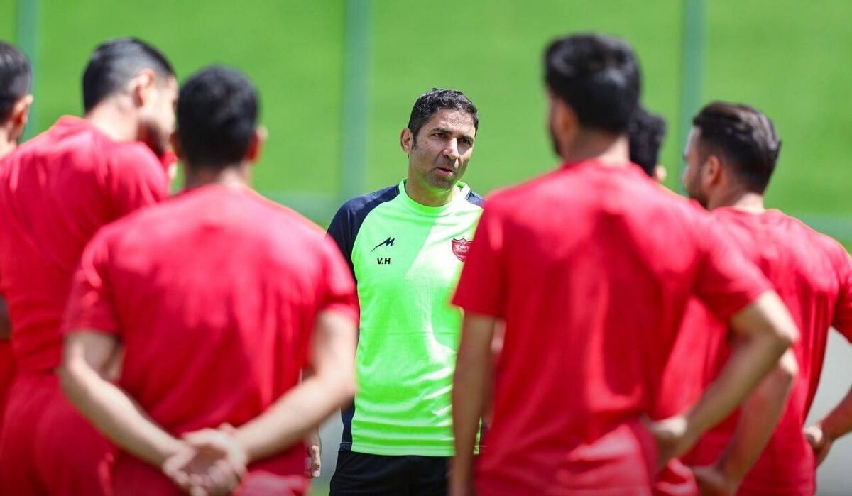 تمرین پرنشاط صبحگاهی پرسپولیس در اردوی ارزروم