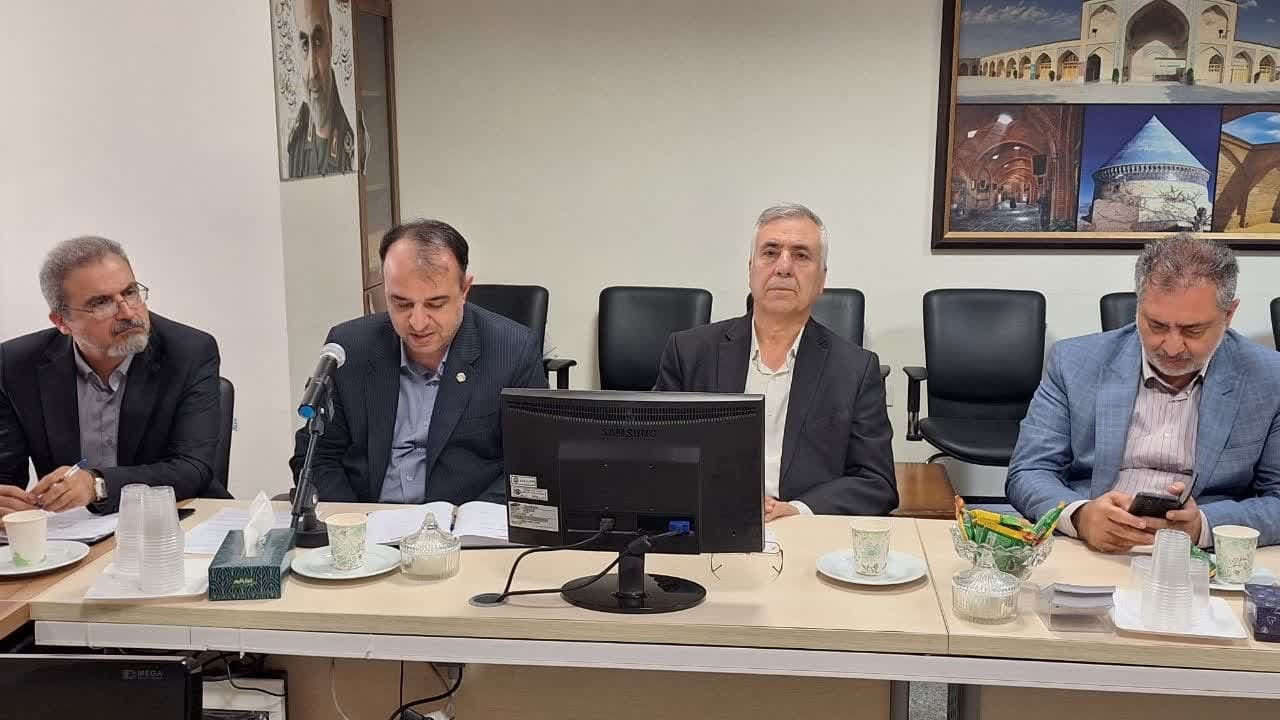 تامین اجتماعی استان قزوین 700 میلیارد تومان کسری بودجه دارد/ ضرورت بازنگری در قوانین