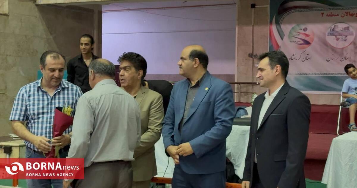 تجلیل از خانواده شهدای تکواندوکار/ سرپرست اداره‌کل ورزش و جوانان کرمانشاه: شهدا، مایه عزت ورزش ایران اسلامی هستند.