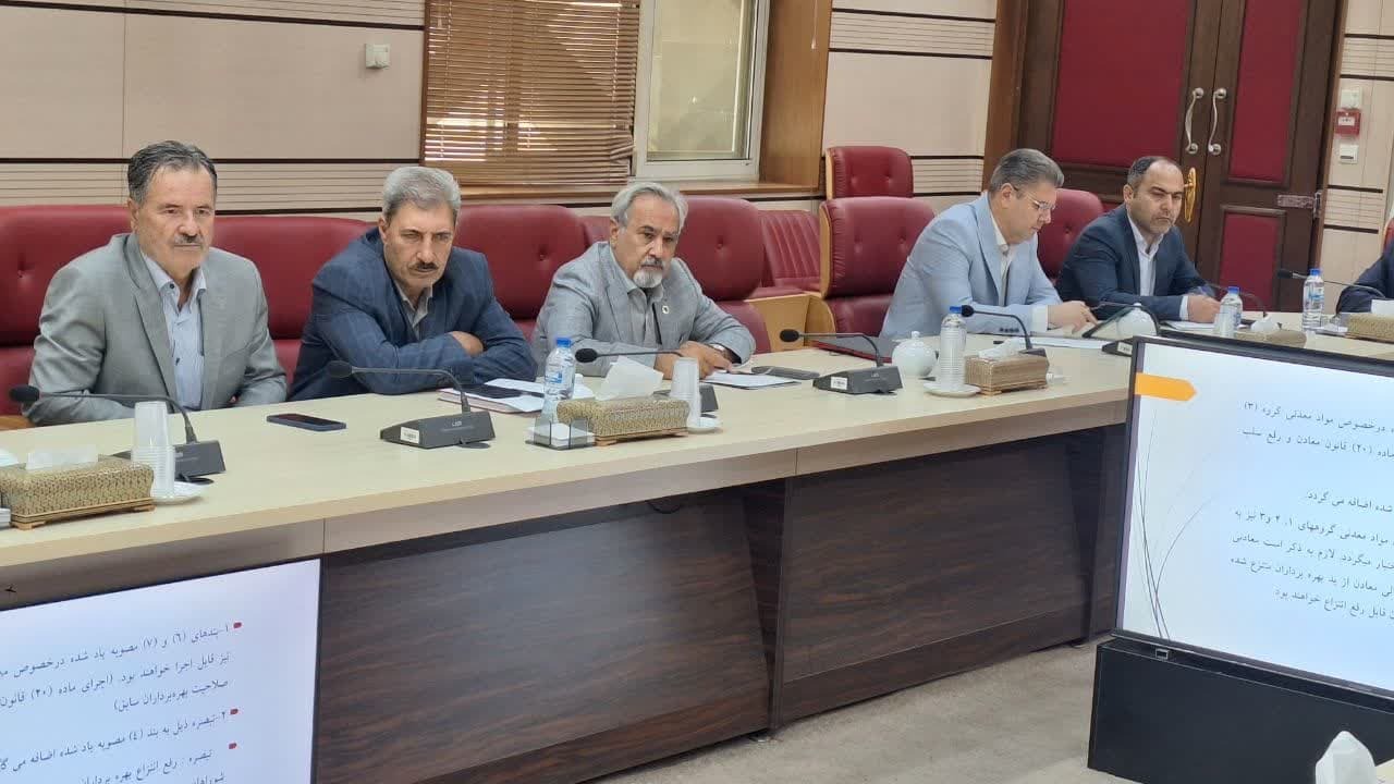 محمدبیگی: معدن کاران به مسئولیت اجتماعی خود عمل کنند محمدبیگی: معدن کاران به مسئولیت اجتماعی خود عمل کنند