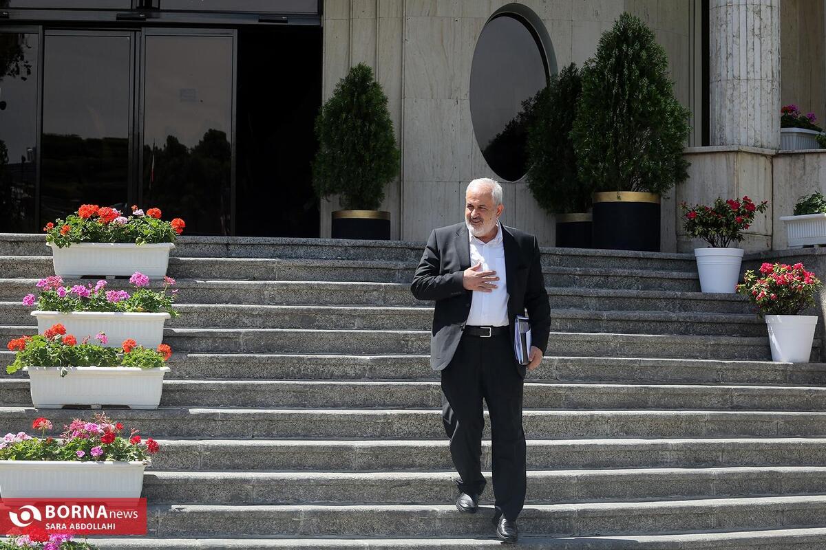 عذرخواهی وزیر نیرو از مردم