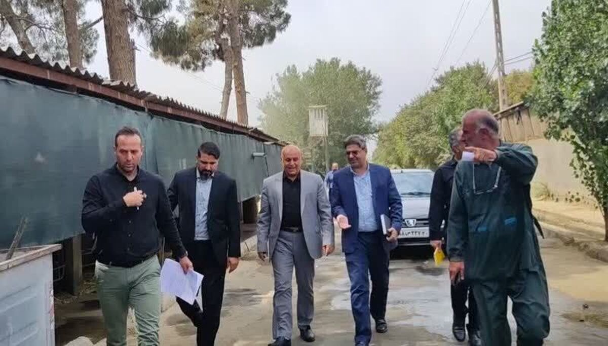 بازدید فرماندار اسلامشهر از مجتمع دهیران و شرکت سایپا لجستیک