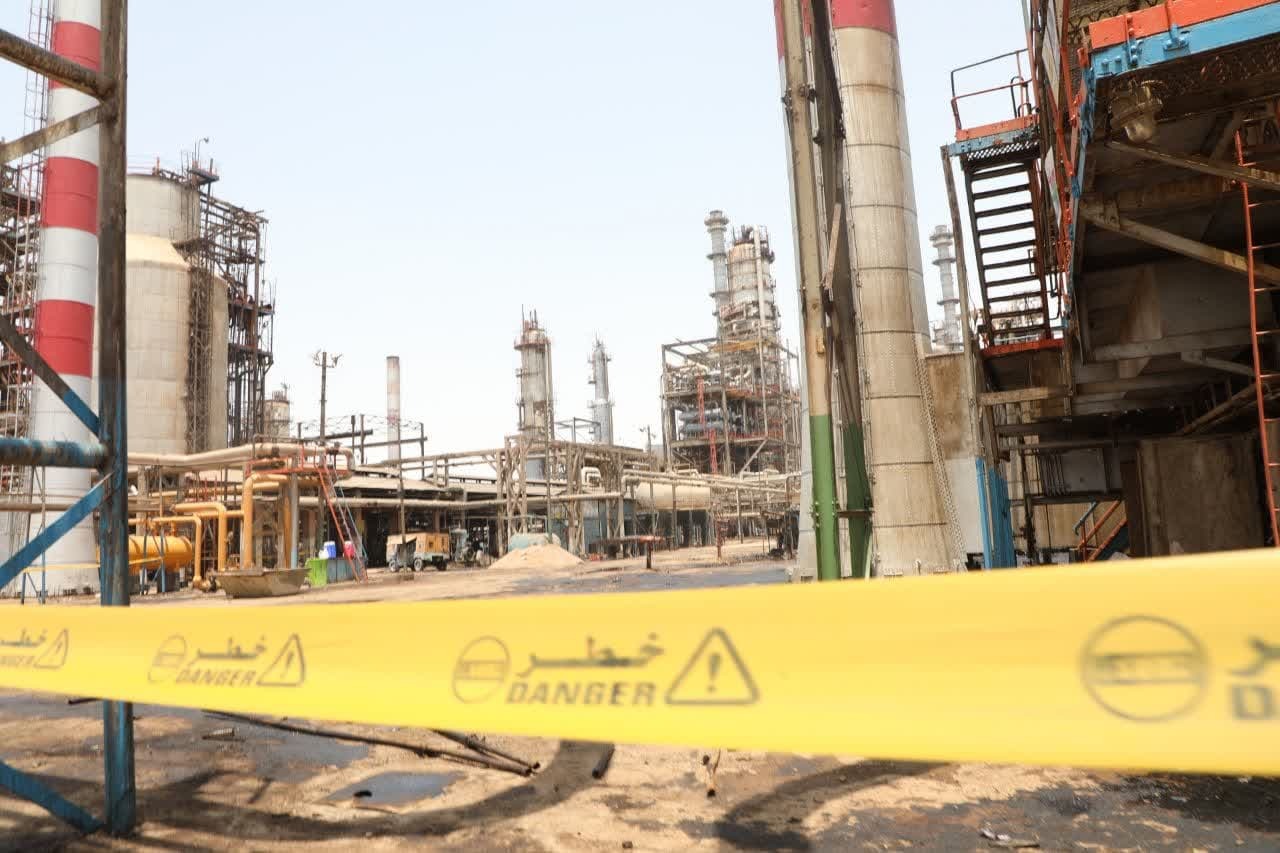  استاندار خوزستان: حادثه پالایشگاه آبادان به دلیل فرسودگی تجهیزات بود / راندمان تولید پایدار است